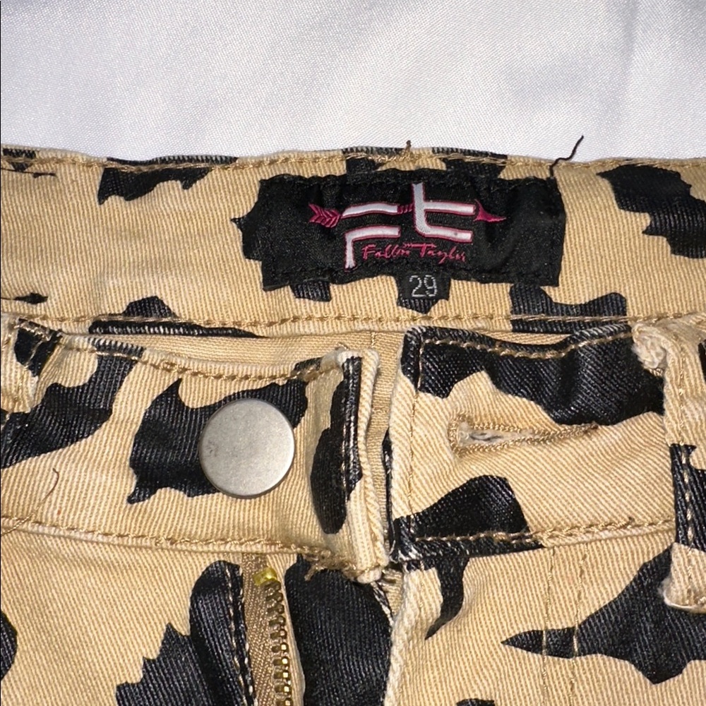 Fallon Taylor leopard flares, size 29 , jeans, - Picture 3 of 5